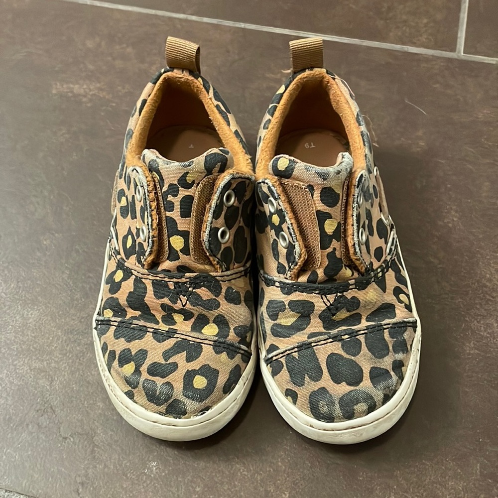 Leopard Print Toms